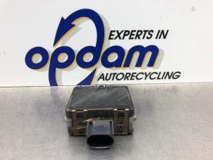 Begagnade Adaptiv farthållare, sensor (avstånd) Skoda Fabia III Combi (NJ5) 1.0 TSI 12V Pris € 350,00 Marginaltabell erbjuds av Gebr Opdam B.V.