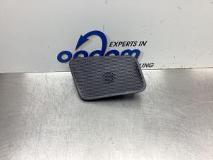 Begagnade Högtalare Peugeot 108 1.0 12V VVT-i Pris € 15,00 Marginaltabell erbjuds av Gebr Opdam B.V.