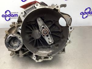 Begagnade Växellåda Volkswagen Golf VI (5K1) 1.2 TSI Pris € 605,00 Inklusive moms erbjuds av Gebr Opdam B.V.