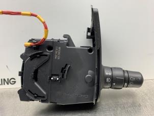 Begagnade Indikatorbrytare Renault Clio III (BR/CR) 1.4 16V Pris € 50,00 Marginaltabell erbjuds av Gebr Opdam B.V.