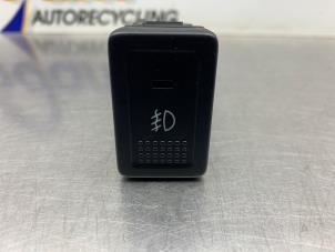 Begagnade Dimljusbrytare Suzuki Swift (ZA/ZC/ZD) 1.2 16V Pris € 20,00 Marginaltabell erbjuds av Gebr Opdam B.V.