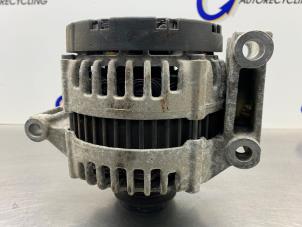 Gebruikte Dynamo Ford Mondeo IV 2.0 16V Prijs € 100,00 Margeregeling aangeboden door Gebr Opdam B.V.