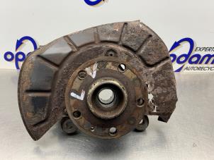 Begagnade Spindel, vänster fram Volkswagen Golf Plus (5M1/1KP) 1.6 FSI 16V Pris € 50,00 Marginaltabell erbjuds av Gebr Opdam B.V.