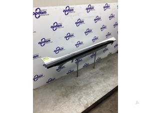 Begagnade Sidokjol, höger BMW 2 serie Gran Coupe (F44) 218i 1.5 TwinPower Turbo 12V Pris € 150,00 Marginaltabell erbjuds av Gebr Opdam B.V.