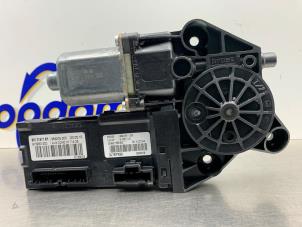 Begagnade Motor, dörrfönster Renault Grand Scénic III (JZ) 1.6 16V Pris € 60,00 Marginaltabell erbjuds av Gebr Opdam B.V.