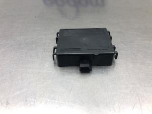 Gebruikte Sensor regen Mercedes C (W203) 1.8 C-180K 16V Prijs € 25,00 Margeregeling aangeboden door Gebr Opdam B.V.