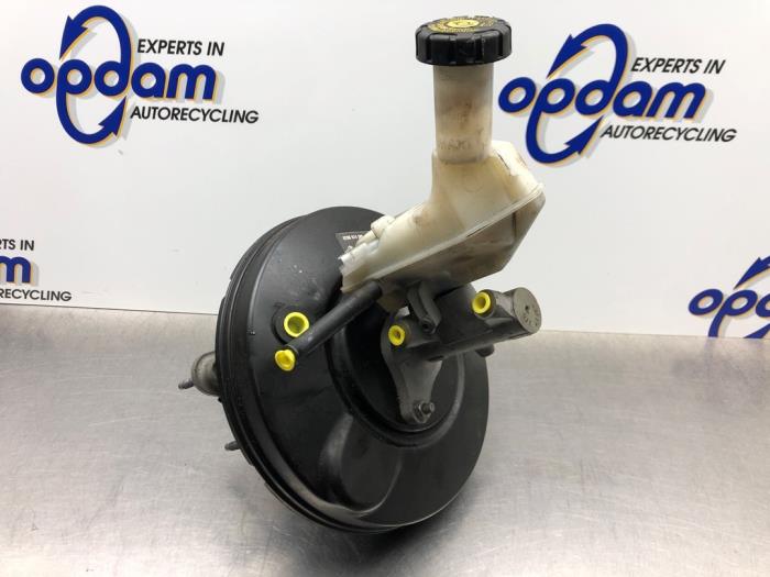 Bromsservo från en Renault Clio III Estate/Grandtour (KR) 1.2 16V TCE 100 2008