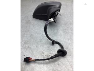 Używane Lusterko zewnetrzne prawe Audi A3 Sportback (8VA/8VF) 1.5 35 TFSI 16V Cena € 375,00 Procedura marży oferowane przez Gebr Opdam B.V.