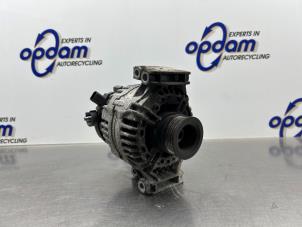 Begagnade Dynamo Opel Zafira (M75) 2.2 16V Direct Ecotec Pris € 50,00 Marginaltabell erbjuds av Gebr Opdam B.V.