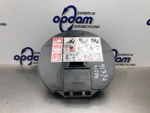 Begagnade Domkraftsset Renault Clio III Estate/Grandtour (KR) 1.2 16V TCE 100 Pris € 50,00 Marginaltabell erbjuds av Gebr Opdam B.V.