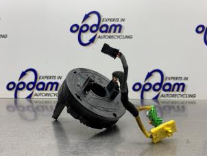 Begagnade Airbagring Mercedes B (W245) 2.0 B-200 16V Pris € 125,00 Marginaltabell erbjuds av Gebr Opdam B.V.