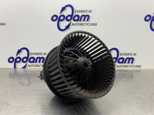 Begagnade Fläktmotor för uppvärmning och ventilation Ford C-Max (DM2) 1.8 16V Pris € 50,00 Marginaltabell erbjuds av Gebr Opdam B.V.