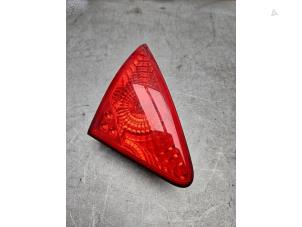 Gebruikte Achterlicht links Peugeot 3008 I (0U/HU) 1.6 VTI 16V Prijs € 20,00 Margeregeling aangeboden door Gebr Opdam B.V.