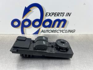 Gebrauchte Brytare, eldrivna fönster Ford Focus 2 Wagon 1.6 16V Preis € 50,00 Margenregelung angeboten von Gebr Opdam B.V.