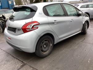 Gebruikte Carrosserie Hoek rechts-achter Peugeot 208 I (CA/CC/CK/CL) 1.4 HDi Prijs op aanvraag aangeboden door Gebr Opdam B.V.