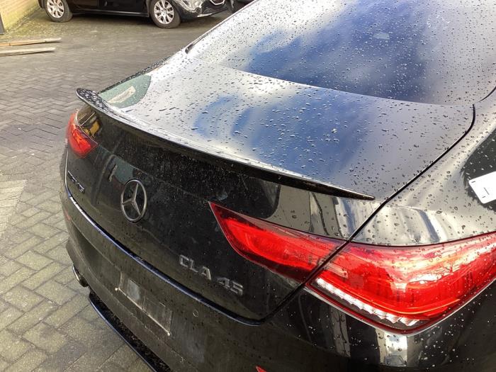 Baklucka från en Mercedes-Benz CLA (118.3) 2.0 CLA-220 Turbo 16V 2019