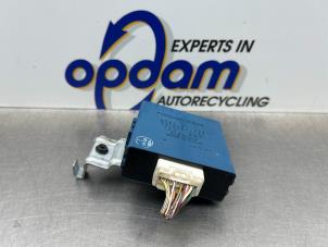 Begagnade Dator, belysningsmodul Mazda 3 Sport (BK) 1.6i 16V Pris € 25,00 Marginaltabell erbjuds av Gebr Opdam B.V.