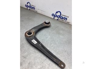 Gebruikte Draagarm onder links-voor Toyota ProAce 2.0 D-4D 140 16V Prijs € 60,50 Inclusief btw aangeboden door Gebr Opdam B.V.