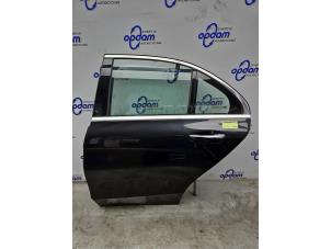 Begagnade Bakdörr, 4-dörrars, vänster Mercedes C (W205) C-350 e 2.0 16V Pris € 350,00 Marginaltabell erbjuds av Gebr Opdam B.V.