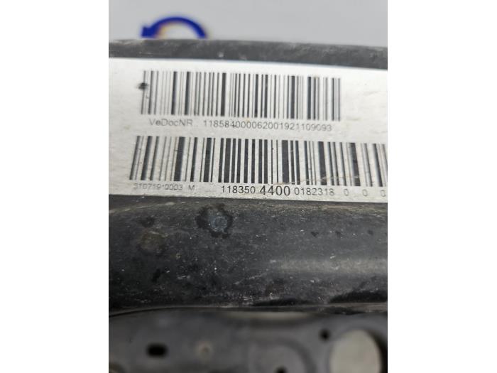 Underram från en Mercedes-Benz CLA (118.3) 2.0 CLA-220 Turbo 16V 2019