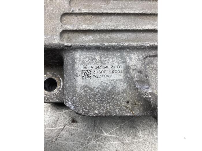 Fäste, växellåda från en Mercedes-Benz CLA (118.3) 2.0 CLA-220 Turbo 16V 2019