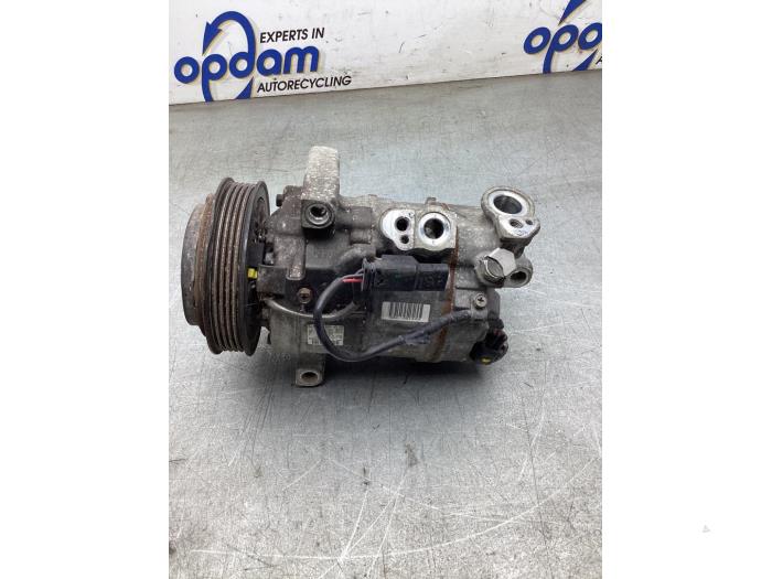 Luftkonditioneringspump från en Mercedes-Benz CLA (118.3) 2.0 CLA-220 Turbo 16V 2019
