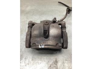 Begagnade Främre bromsok, vänster BMW X2 (F39) sDrive 20i 1.5 12V TwinPower Turbo Pris € 50,00 Marginaltabell erbjuds av Gebr Opdam B.V.