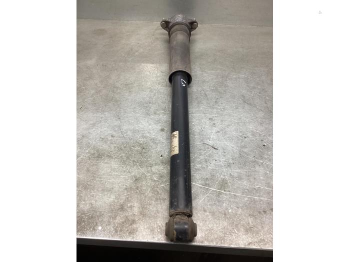 Stötdämpare, vänster bak från en Mercedes-Benz CLA (118.3) 2.0 CLA-220 Turbo 16V 2019