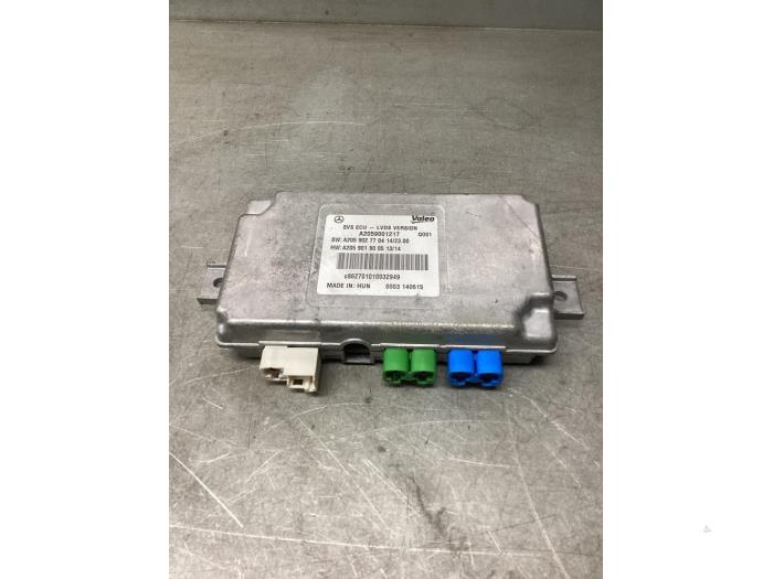 Kameramodul från en Mercedes-Benz CLA (118.3) 2.0 CLA-220 Turbo 16V 2019