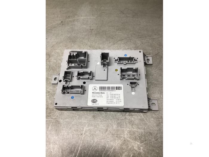 Dator , karosskontroll (BCM) från en Mercedes-Benz CLA (118.3) 2.0 CLA-220 Turbo 16V 2019