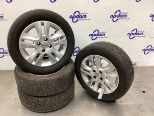 Gebruikte Sportvelgenset + banden Opel Agila (B) 1.2 16V Prijs € 300,00 Margeregeling aangeboden door Gebr Opdam B.V.