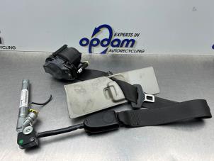 Gebruikte Veiligheidsgordel links-voor Chevrolet Aveo (300) 1.2 16V Prijs € 125,00 Margeregeling aangeboden door Gebr Opdam B.V.