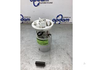 Używane Pompa benzynowa Volvo V40 (MV) 1.6 T3 GTDi 16V Cena € 100,00 Procedura marży oferowane przez Gebr Opdam B.V.