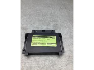 Używane Sterownik skrzyni automatycznej Mercedes GLC (X253) 2.0 200 16V EQ Boost 4-Matic Cena € 75,00 Procedura marży oferowane przez Gebr Opdam B.V.