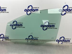 Begagnade Dörrfönster, 4-dörrars, vänster fram Mercedes B (W245) 2.0 B-200 16V Pris € 50,00 Marginaltabell erbjuds av Gebr Opdam B.V.