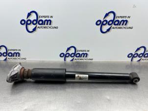 Begagnade Stötdämpare, höger bak Mini Countryman (F60) 1.5 12V Cooper Pris € 50,00 Marginaltabell erbjuds av Gebr Opdam B.V.