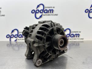 Gebruikte Dynamo Peugeot 206 (2A/C/H/J/S) 1.4 XR,XS,XT,Gentry Prijs € 50,00 Margeregeling aangeboden door Gebr Opdam B.V.