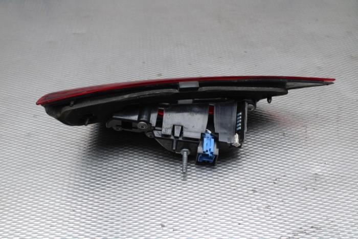 Baklykta, höger från en Mercedes-Benz CLA (118.3) 2.0 CLA-220 Turbo 16V 2019