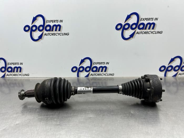 Drivaxel, vänster fram från en Skoda Fabia II Combi 1.2 TDI 12V Greenline 2011