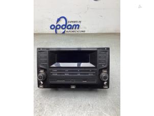 Begagnade Radio Volkswagen Crafter (SY) 2.0 TDI FWD Pris € 250,00 Marginaltabell erbjuds av Gebr Opdam B.V.