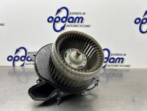 Gebruikte Kachel Ventilatiemotor Chrysler 300 C Touring 3.5 V6 24V Prijs € 75,00 Margeregeling aangeboden door Gebr Opdam B.V.