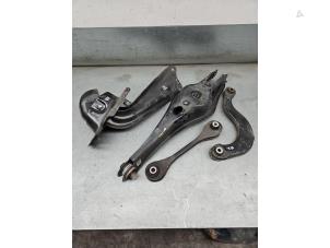 Begagnade Bakre gaffelben, höger Volkswagen Golf VIII (CD1) 1.4 GTE 16V Pris € 150,00 Marginaltabell erbjuds av Gebr Opdam B.V.