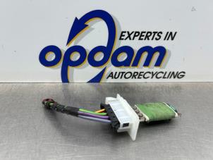 Begagnade Motstånd, kupéfläkt Mercedes A (W169) 1.5 A-160 Pris € 25,00 Marginaltabell erbjuds av Gebr Opdam B.V.