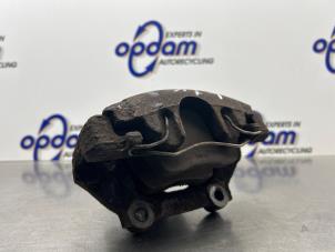 Gebruikte Remklauw (Tang) links-voor Volkswagen Golf IV (1J1) 2.3 V5 GTI Prijs € 60,00 Margeregeling aangeboden door Gebr Opdam B.V.