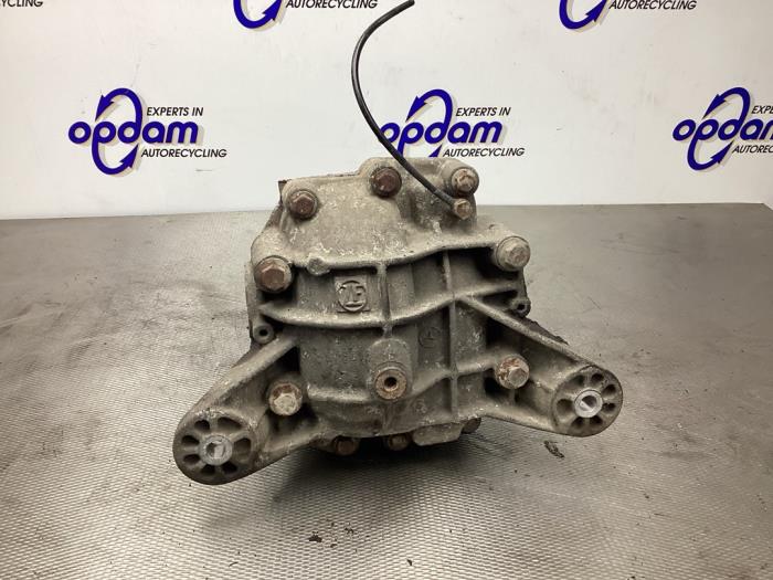 Bakre differential från en Mercedes-Benz ML I (163) 270 2.7 CDI 20V 2002