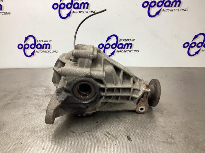 Bakre differential från en Mercedes-Benz ML I (163) 270 2.7 CDI 20V 2002