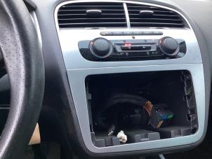 Gebruikte Kachel Bedieningspaneel Seat Altea XL (5P5) 1.4 TSI 16V Prijs € 75,00 Margeregeling aangeboden door Gebr Opdam B.V.