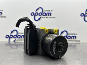 Gebruikte ABS Pomp Volkswagen Eos (1F7/F8) 3.2 V6 24V Prijs € 125,00 Margeregeling aangeboden door Gebr Opdam B.V.