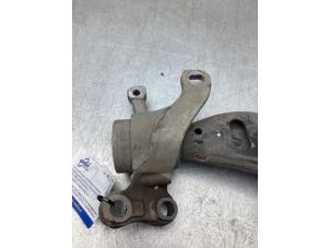 Gebruikte Draagarm onder links-voor Mini Mini (F56) 1.2 12V One Prijs € 80,00 Margeregeling aangeboden door Gebr Opdam B.V.