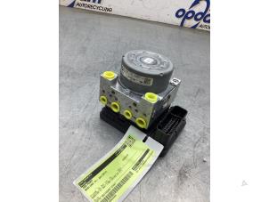 Begagnade ABS-pump Mini Mini (F56) 1.2 12V One Pris € 250,00 Marginaltabell erbjuds av Gebr Opdam B.V.